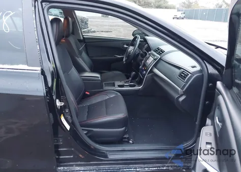 2017 Toyota Camry Se z USA, uszkodzony, nr VIN 4T1BF1FK4HU769686